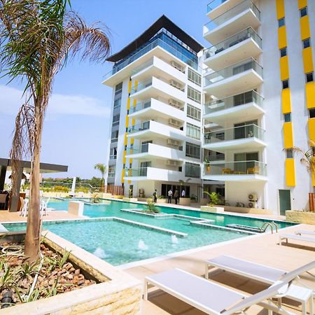 The Pavilion 1Bdr Luxury Apt Accra Bagian luar foto