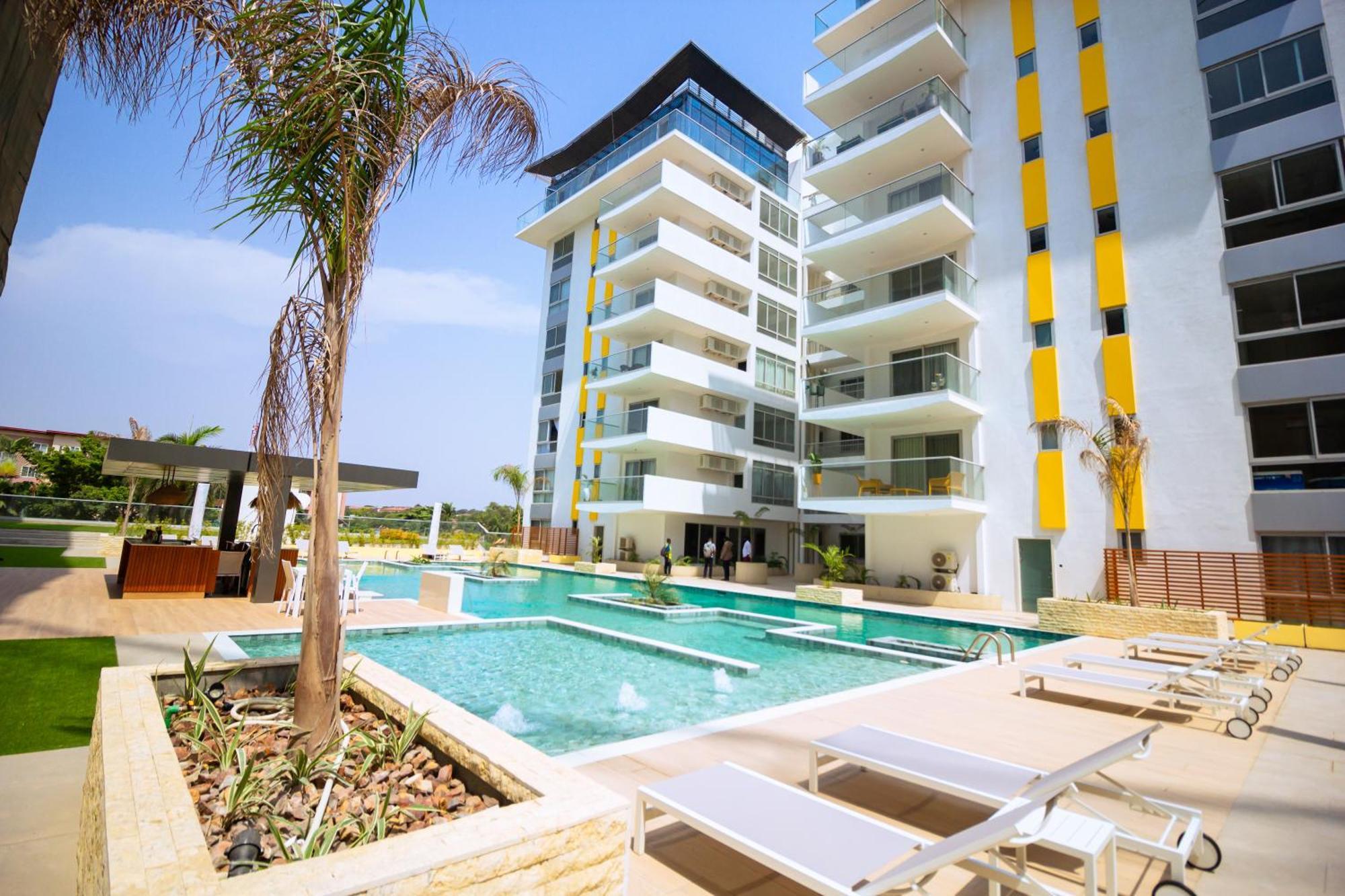 The Pavilion 1Bdr Luxury Apt Accra Bagian luar foto