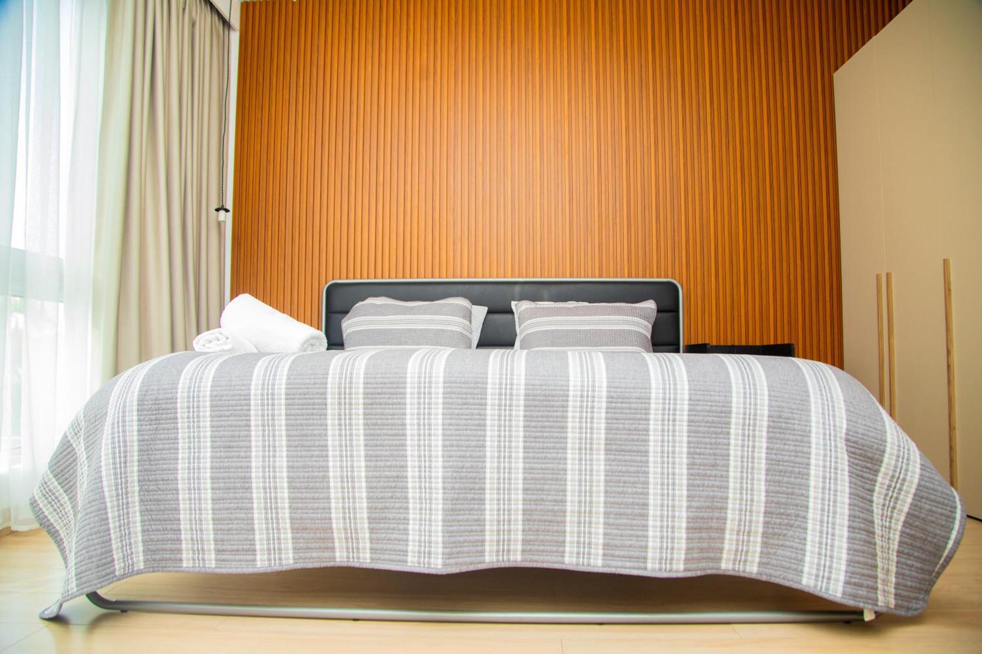 The Pavilion 1Bdr Luxury Apt Accra Bagian luar foto
